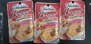 Delectables Bisque Soft Wet Snack Lickable Treat Food for Cats Chicken Cheese - Picture 1 of 1