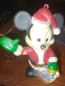 Vintage Mickey Mouse im Weihnachtsmannanzug Weihnachtsschmuck The Walt Disney Co. 3,75 Zoll - Bild 1 von 5