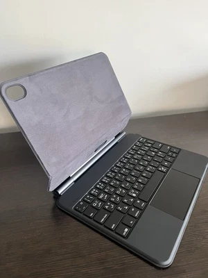 Belkin беспроводная клавиатура для iPad A16 11-го поколения 25. Двойной английский/арабский символы - Изображение 1 из 4