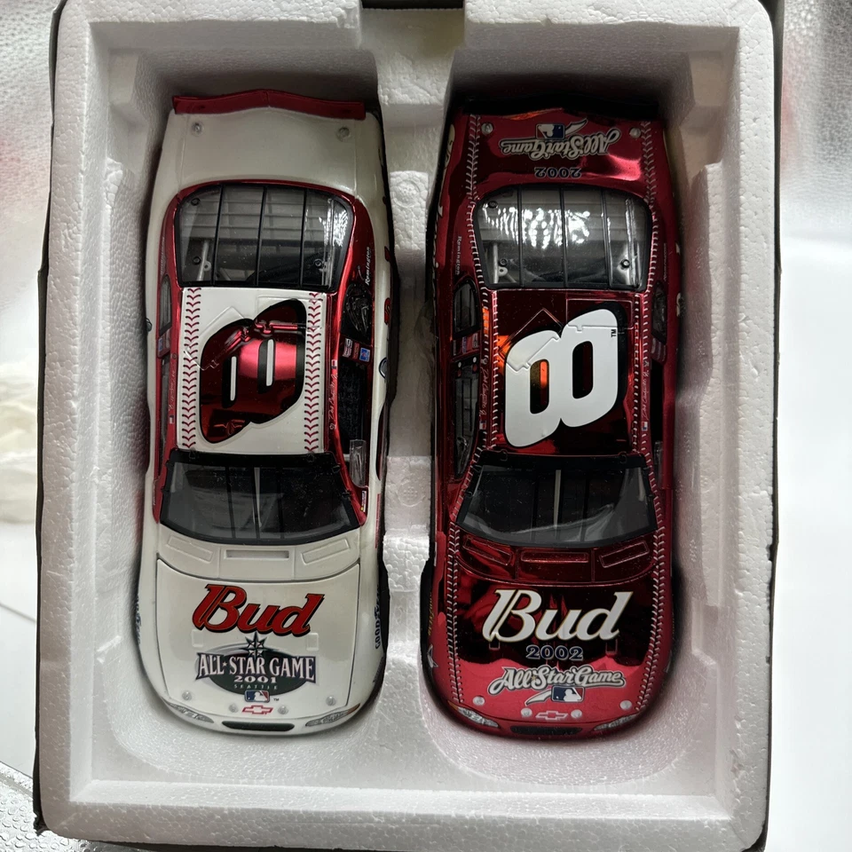 Juego de 2 autos 2001/2002 Dale Earnhhardt Jr. #8 MLB All Star Game Brookfield 1:24 Foto 1 de 4
