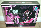 2011 Monster High Draculaura Bathroom Powder Room & Doll Playset Toysrus Excl.