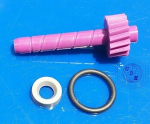 GM TRANSMISSION SPEEDOMETER SPEEDOGEAR MUNCIE POWERGLIDE TH 350 17 TEETH PURPLE - Picture 1 of 1