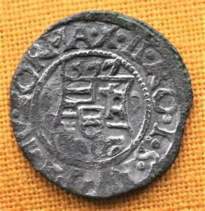 Medieval Hungarian Kingdom Coin - Habsburg Maximilian Silvered Bronze Denar 1577 - Picture 1 of 2