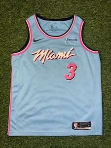 Maglia Dwyane Wade Miami Heat Vice City Edition 2019 Nike Swingman NBA taglia 48/L - Foto 1 di 8