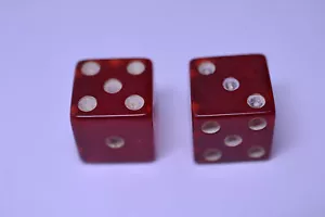 PAIR OF VINTAGE TRANSLUCENT RED PLASTIC DICE - Picture 1 of 3