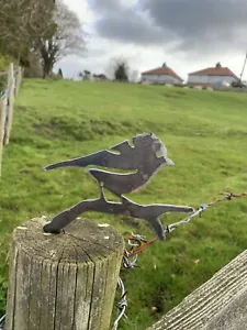 X10 Rusted Metal Bird Garden Fence Topper Decoration Patio Sculpture bulk Buy - Picture 1 of 2