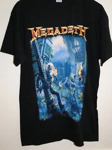 BNWOT Official MEGADETH Molotov 2015 Tour T-SHIRT MEDIUM - Picture 1 of 3