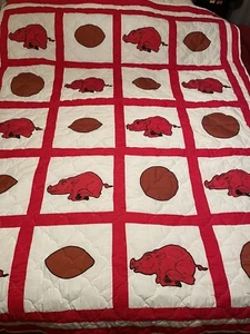 Arkansas Razorback Handmade Quilt 76'' x 92'' - Picture 1 of 8