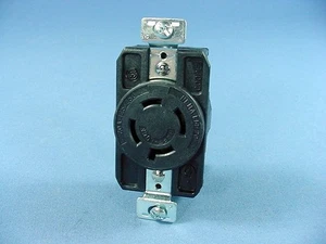 Cooper CWL1420R Twist Turn Locking Receptacle Outlet NEMA L14-20R 20A 125/250V - Picture 1 of 4