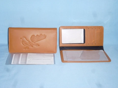 BALTIMORE ORIOLES  glove Leather Checkbook  NEW  tan + Cover
