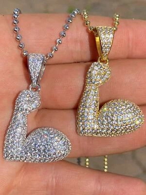 Collar colgante de plata esterlina 925 maciza bíceps músculo emoji chapado en oro circonita cúbica Foto 1 de 4