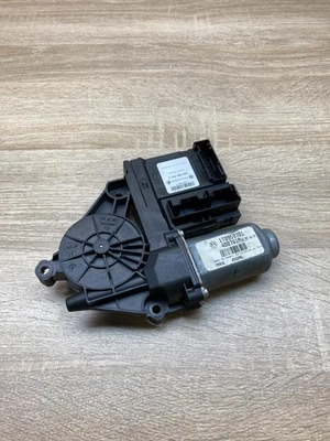 1k0959793c 1t0959701  front door window regulator motor skoda octavia mk2 (1z) - Image 1 of 4
