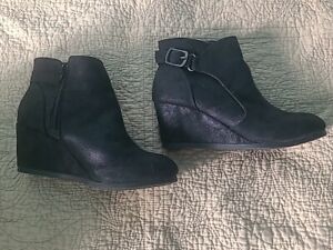 Rampage Black Women's Booties size 6 Wedge Suede Boots