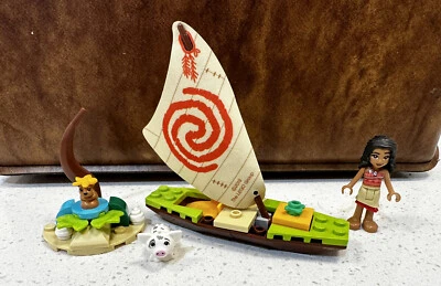 Disney Lego Friends  Moana's Ocean Adventure #43170 - Pig & Moana - Incomplete - Image 1 of 4