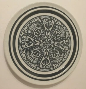 Noritake Primastone Japan Malaga 10 1/2" Black Ceramic Stoneware Dinner Plate - Picture 1 of 3