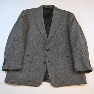 Vtg USA Made 42S Gray Herringbone Soft Silk Tweed Mens Blazer Jacket Sport Coat - Image 1 of 4