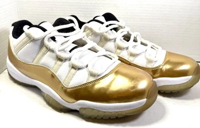 NIKE AIR JORDAN 11 РЕТРО НИЗКИЙ «ЦЕРЕМОНИЯ ЗАКРЫТИЯ» БЕЛОЕ ЗОЛОТО SZ 11 [528895-103] - Изображение 1 из 4