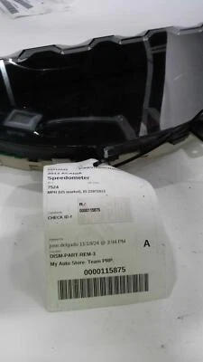 Medidor de velocímetro usado se adapta a: 2013 Gmc Acadia MPH identificación de mercado de EE. UU. 22971813 grado A Foto 1 de 4