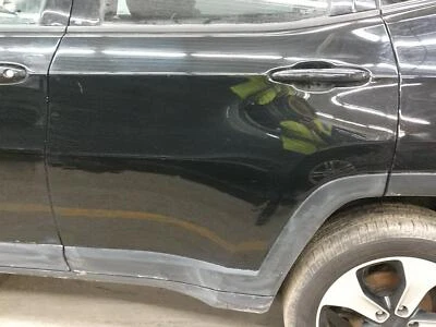 Puerta trasera para conjunto de brújula negra Pwr 5D3 izquierda Foto 1 de 4