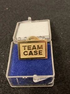 Vintage Team Case Pin - Picture 1 of 3