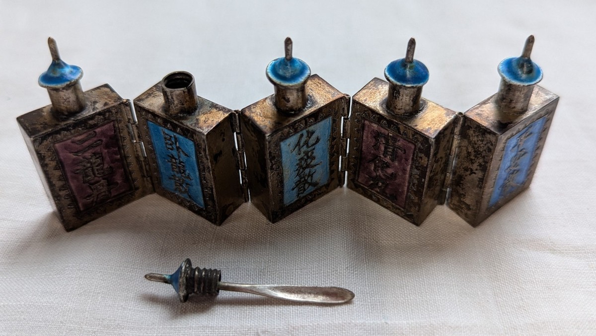 Silver Antique Chinese Snuff Bottles | eBay