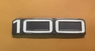 Nuevo de Lote Antiguo Original YAMAHA 305-21786-02 EMBLEMA CUBIERTA LATERAL DERECHA 1972 100 LTMX Foto 1 de 2