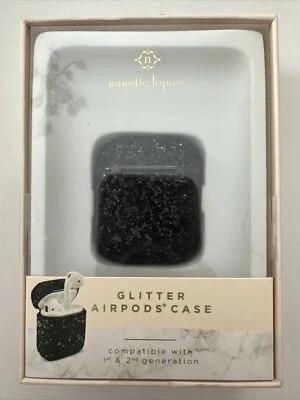 Estuche Nanette Lenore Brillo AirPods Se Adapta a 1ª-2ª Generación Negro Brillante Foto 1 de 4