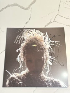 Miley Cyrus Signed Something Beautiful Vinyl w/ Cover Sleeve Autograph + PROOF - Picture 1 of 4