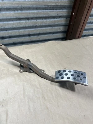 2003 03 04 Ford Mustang Cobra SVT acelerador pedal de gasolina 3347 Foto 1 de 4