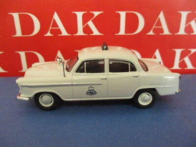 Die cast 1/43 Modellino Auto Polizia Police Holden Fe NSW Australia - Immagine 1 di 4