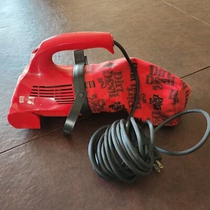 Royal Dirt Devil Ultra Handheld Vacuum Cleaner Model M08230 RED WORKS-NO TOOLS - Picture 1 of 11