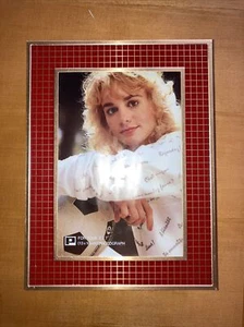 🎀 Vintage Photo Frame With 24 Photo Storage - Picture 1 of 6