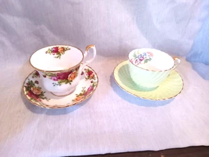 Bundle Of 2 Vintage Cup Saucer Sets-Royal Albert Roses & Aynsley Green & Floral - Picture 1 of 11