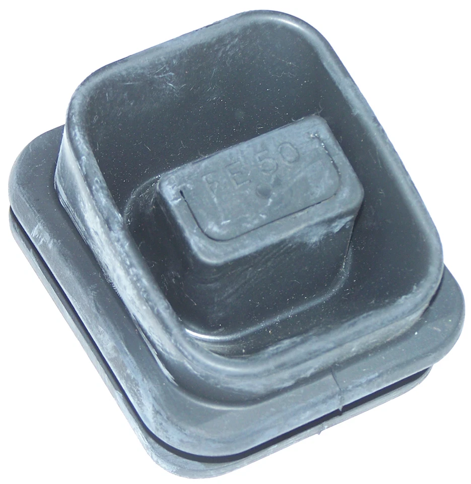 Mazda B2200 & B2000 Transmission Clutch Fork Dust Boot 1986 To 1993 - Image 1 of 1