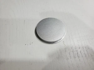 Genuine Mitsubishi Center Cap MR589673 MR 301945 OEM 6L3 - Picture 1 of 4
