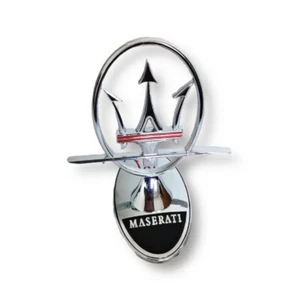Para Maserati 1 PIEZA Capucha Frontal 3D Metal Emblemas Quattroporte Ghibli levante Negro - Imagen 1 de 3