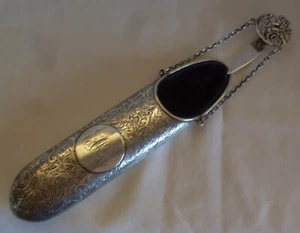 STERLING SILVER BIRMINGHAM 1906 HAND ENGRAVED CHATELAINE VELVET GLASSES HOLDER - Picture 1 of 12