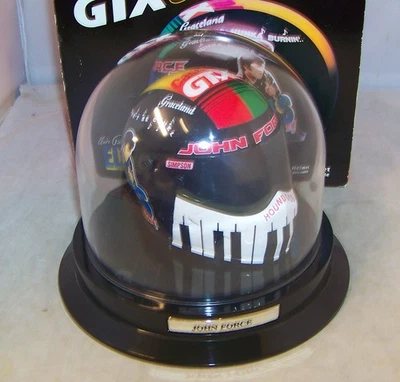1:3 ACTION RCCA REPLICA HELMET 1998 CASTROL GTX ELVIS PRESLEY 1/5000 MIB  - Image 1 of 4