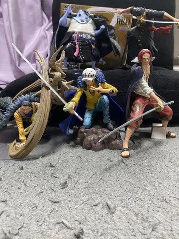One Piece Figure Shanks Trafalgar Law Crocodile Jinbe Zorro Cover