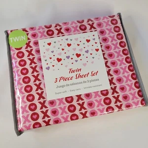 Valentines Day Red Pink XOXO KISS Love 3 piece TWIN Sheets Set Girls Teen Hearts - Picture 1 of 12