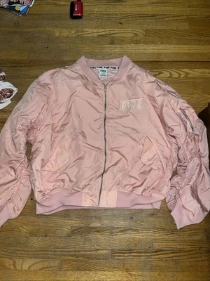 CHAQUETA GRANDE VICTORIAS SECRET ROSA Cortavientos Cremallera Completa Foto 1 de 4