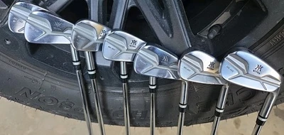 "Juego de hierro Miura MC-501 4-PW Dynamic Gold S400 acero rígido derecho +1""" Foto 1 de 4