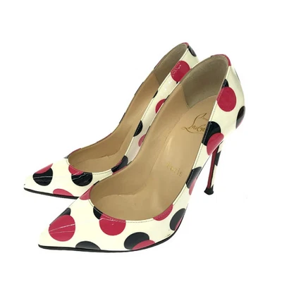 Zapatos de salón Christian Louboutin charol a lunares talla: 4,5 blancos envío desde JP Foto 1 de 4