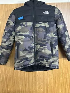 DEFECTED The North Face Reversible Puffer Jacket Camo Sherpa Boys Medium 10/12 - Picture 1 of 7