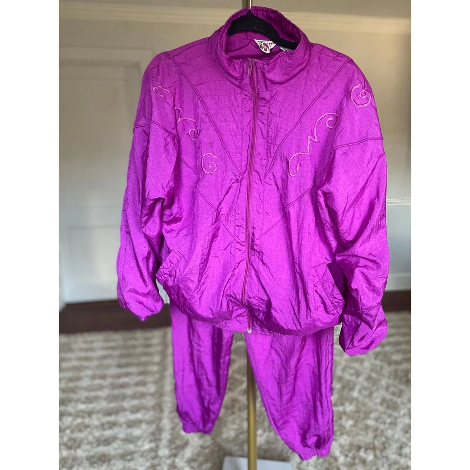 Conjunto de chándal de nailon Bold Spirit Y2K retro ropa de calle acolchada años 90 80 disfraz Foto 1 de 4