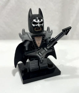 LEGO Coltlbm-2 (Coltlbm02) Glam Metal Batman - Completo con Soporte - 2017 - Imagen 1 de 4