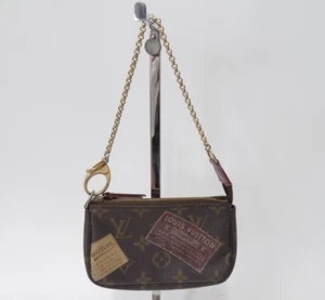 Louis Vuitton Monograma Estampado Mini Pochette Accesorios Bolsa M63798 #42747 - Imagen 1 de 18