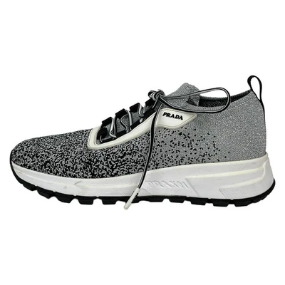 Женские кроссовки PRADA - серебристые черные из химического волокна - Изображение 1 из 4
