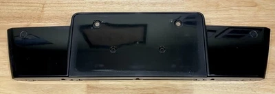 🌟Audi Q5 2009-2012 OEM Front Bumper License Plate Mounting Bracket 8R0807285A - Image 1 of 4