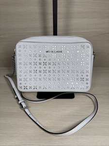 Michael Kors Jet Set nuovo senza etichette taglio laser grande tracolla pelle bianco argento catena - Foto 1 di 9